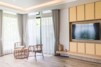 villa de leaf river kaeng krachan