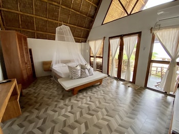 surya beach resort palawan