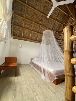 surya beach resort palawan