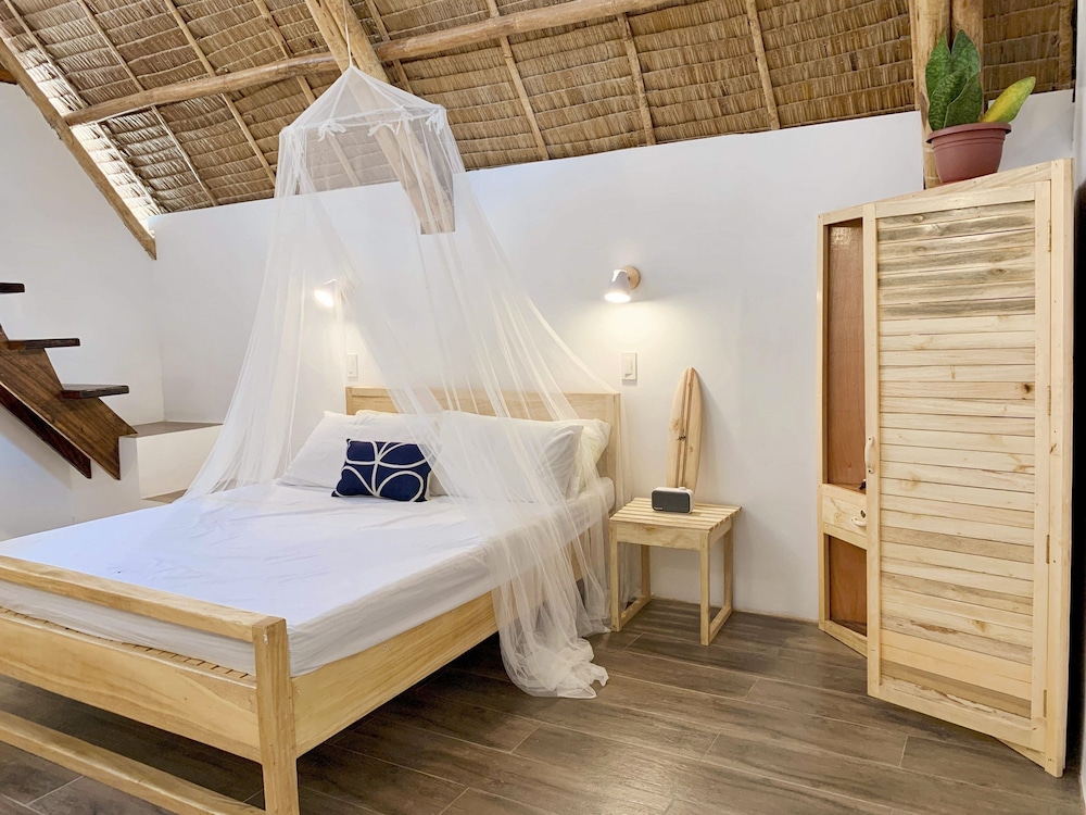surya beach resort palawan