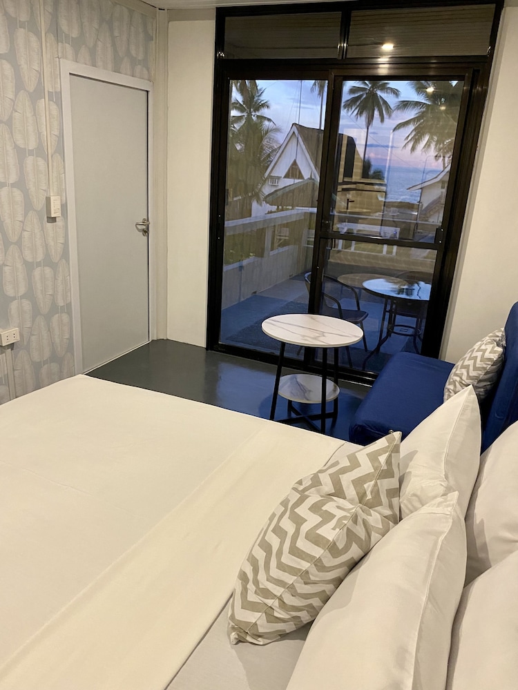 surya beach resort palawan