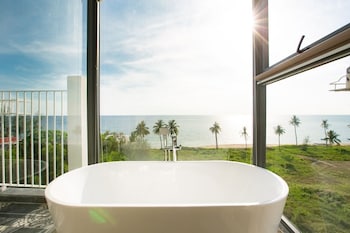 the palmy luxury beach phu quoc
