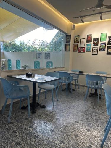 staybird divine suites business hotel