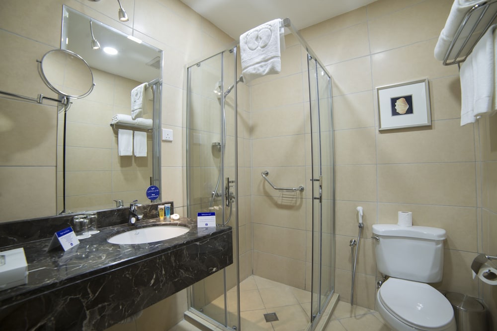tulip inn corniche dammam
