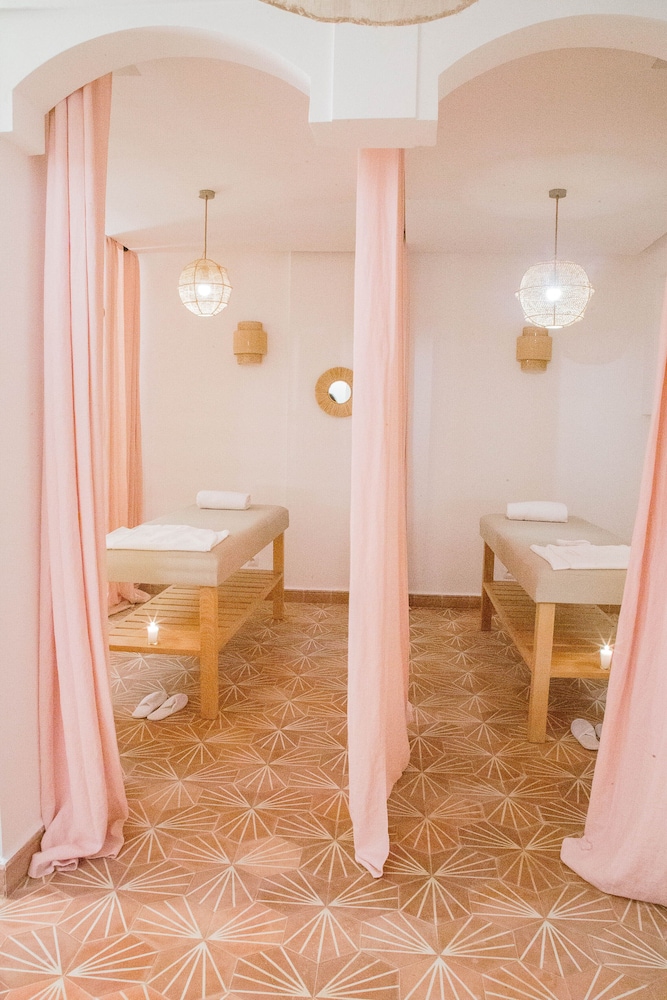 boutique hotel le pavillon de la kasbah