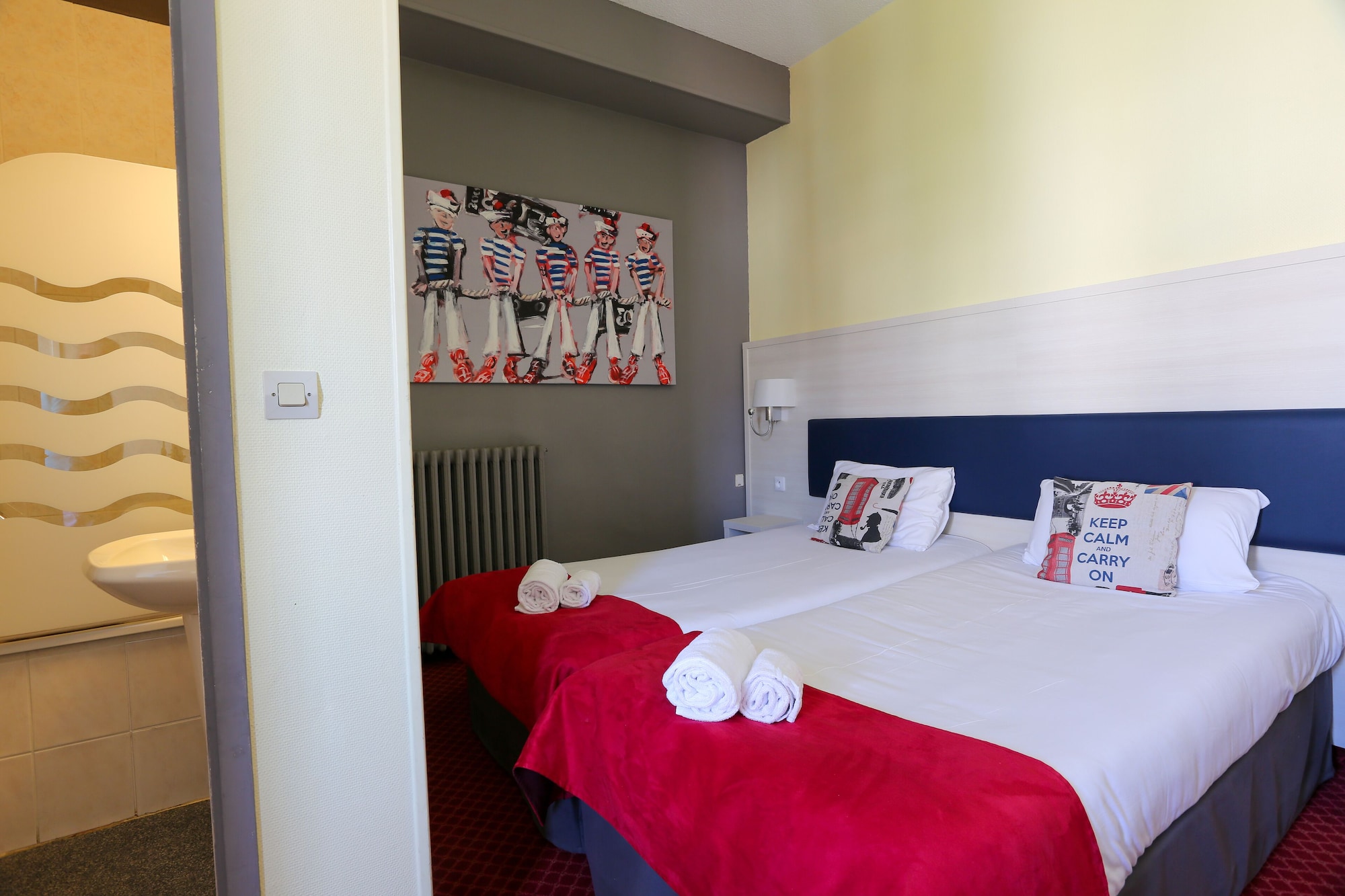 brit hotel bleu nuit