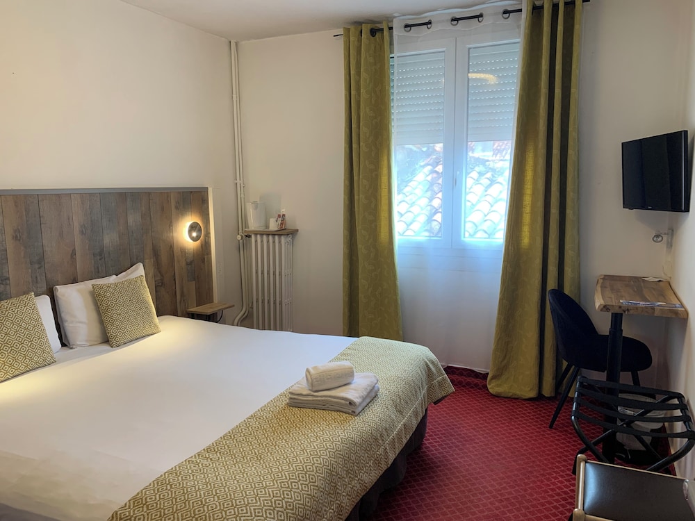 brit hotel bleu nuit