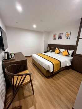 handt luxury hotel
