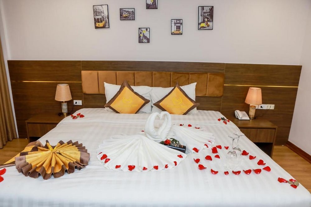 handt luxury hotel