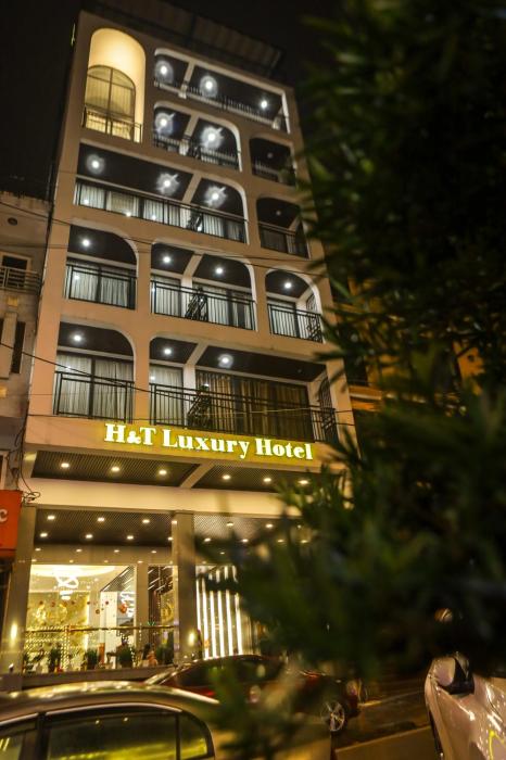 handt luxury hotel