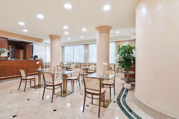 hotel cyrano