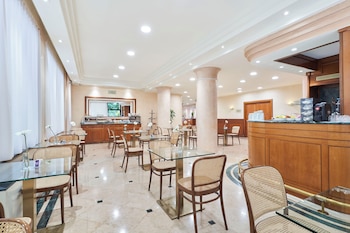 hotel cyrano