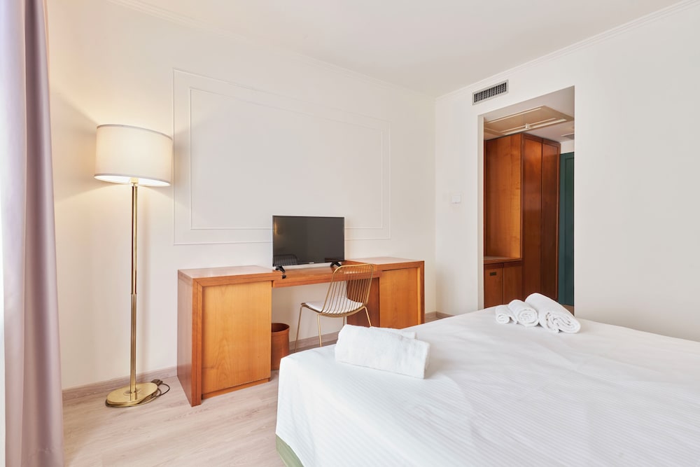 hotel cyrano