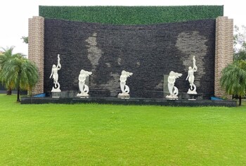 j p hotel and wedding square