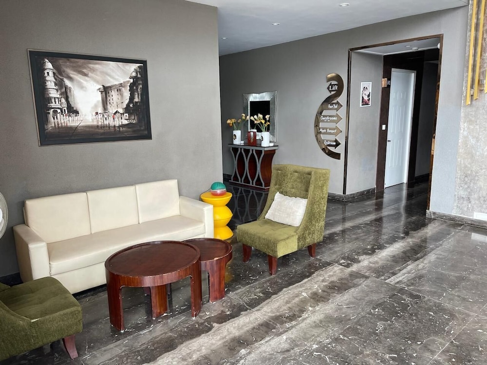 j p hotel and wedding square