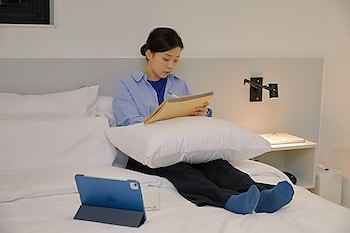 aank hotel seoul sinchon