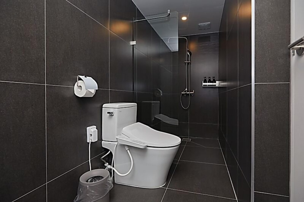 aank hotel seoul sinchon