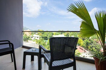 thalassa seychelles hotel apartments