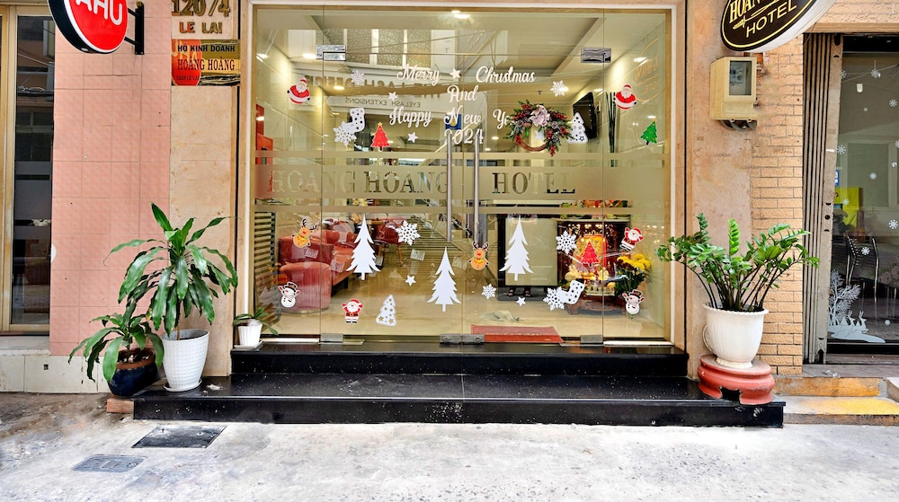 hanz hoang hoang hotel near ben thanh