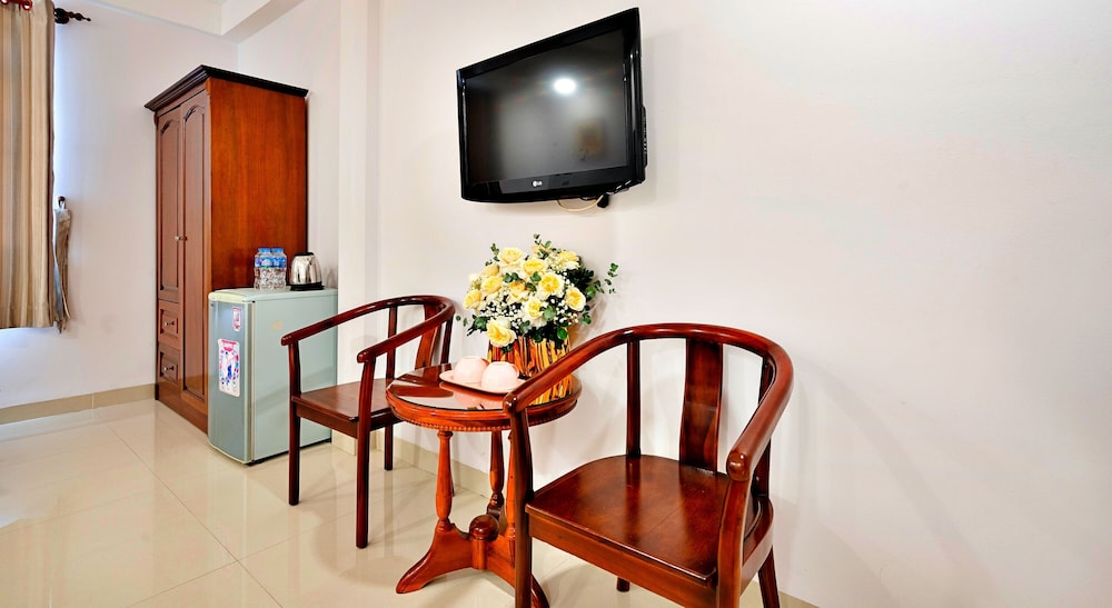 hanz hoang hoang hotel near ben thanh