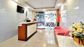 hanz hoang hoang hotel near ben thanh