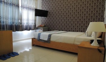 yen nam hotel nguyen trong tuyen