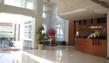 yen nam hotel nguyen trong tuyen