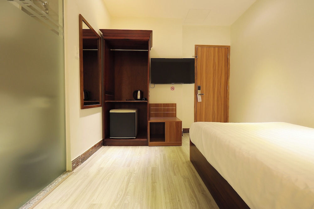 lanura saigon boutique hotel