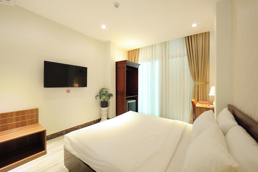 lanura saigon boutique hotel