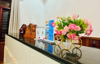 golden bakong boutique