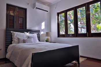 ola boutique hotel