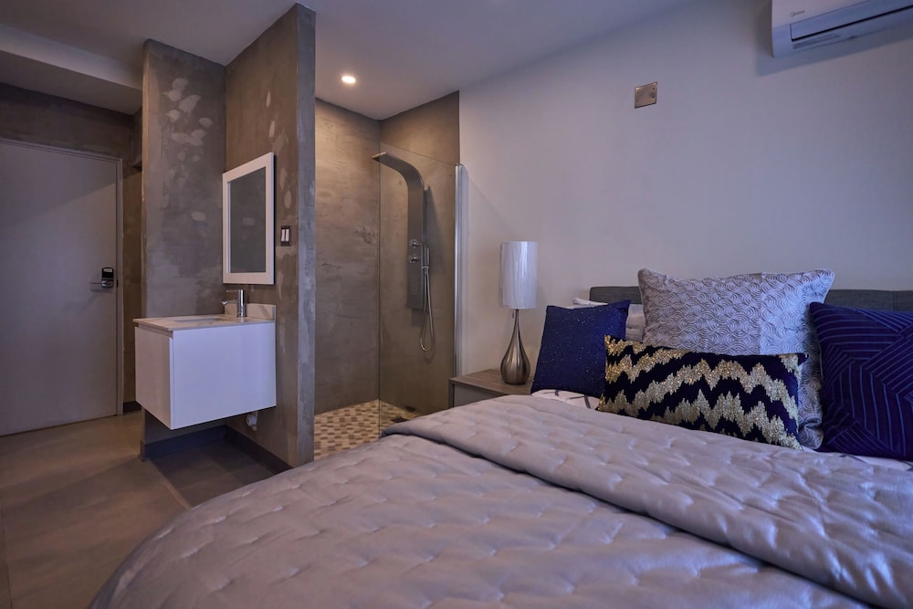 ola boutique hotel