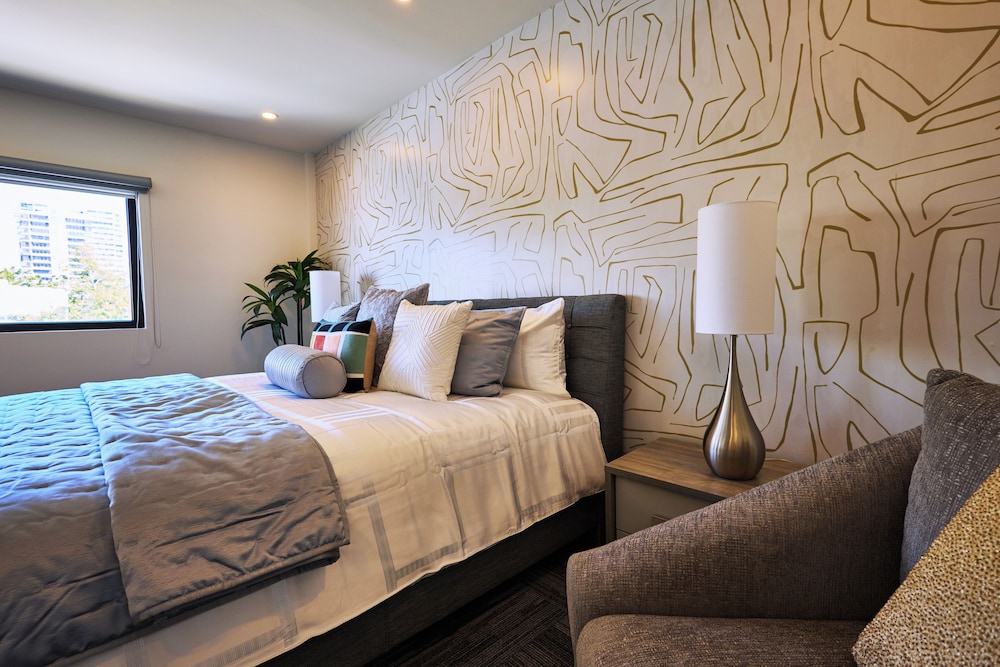 ola boutique hotel