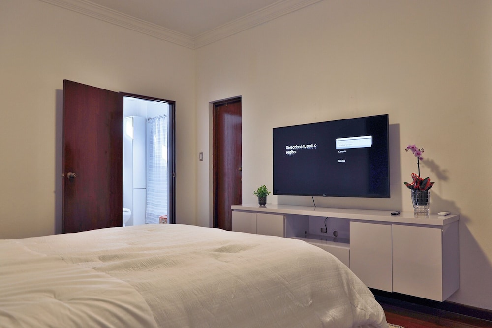 ola boutique hotel