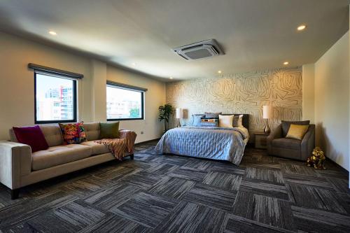 ola boutique hotel