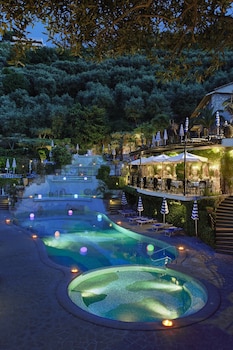 grand hotel capodimonte