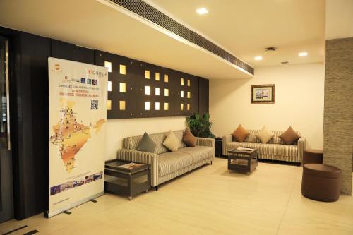 click hotel yuvraj