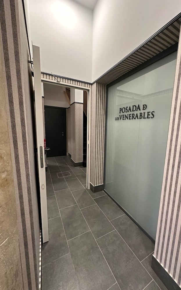 la posada de los venerables