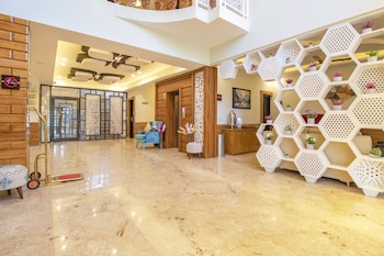 Hotel Sejour Luxury Srinagar,,3.5 star