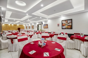 Hotel Sejour Luxury Srinagar,,3.5 star