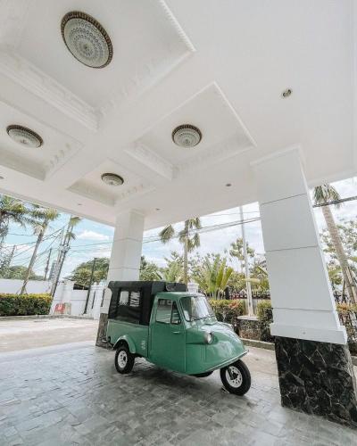 le semar hotel karawaci