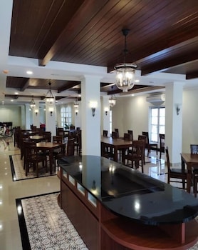 le semar hotel karawaci