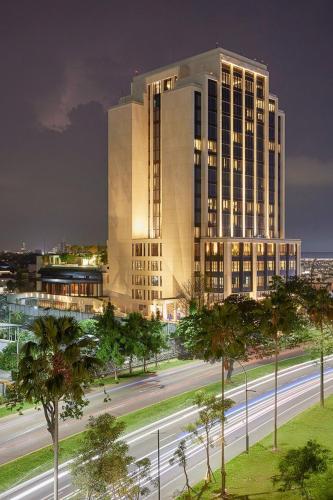 hotel tentrem jakarta