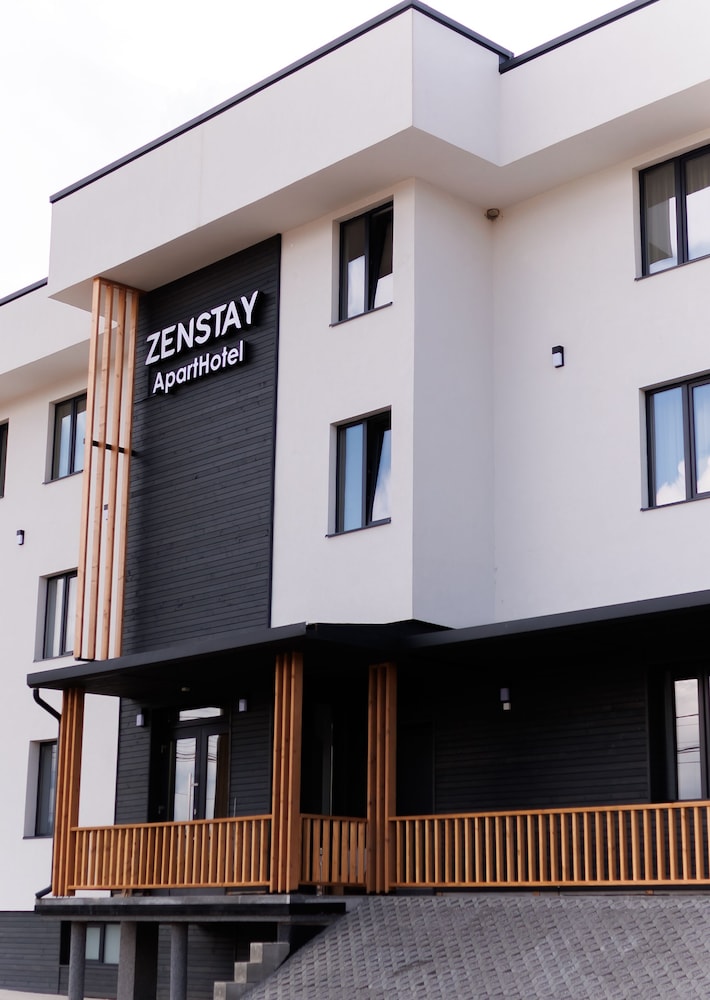 zenstay aparthotel