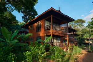 the boathouse pulau tioman