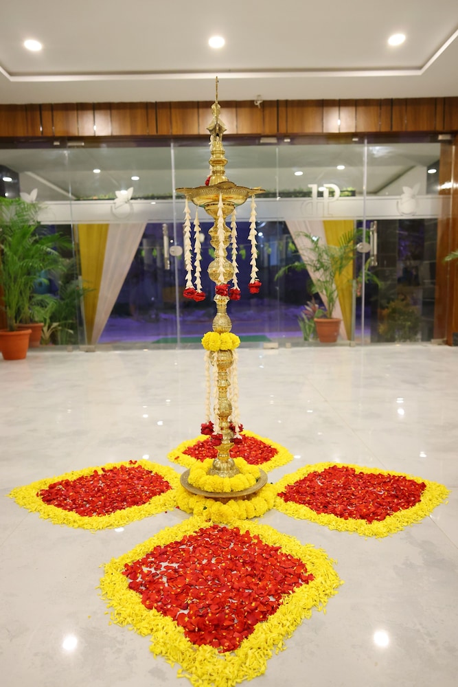 hotel grand orchid