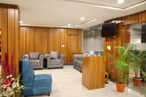 hotel grand orchid