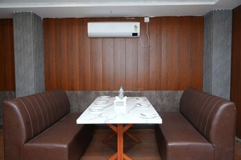 hotel grand orchid