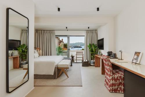 Casa Manor Boutique Hotel,,4 star