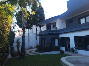 villa adam